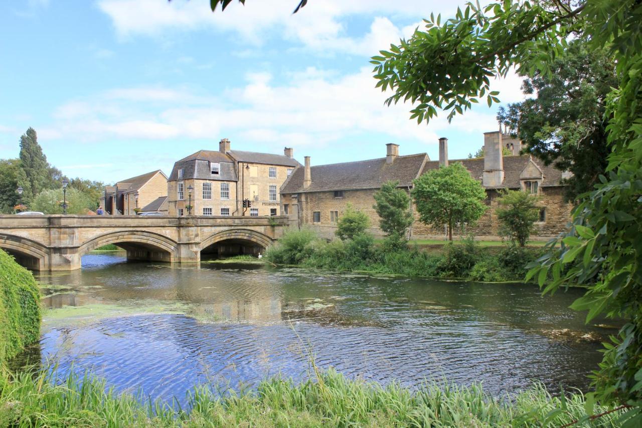 1 The Cottage, Studio Apartment, Ye Olde Barn Apartments Stamford Buitenkant foto
